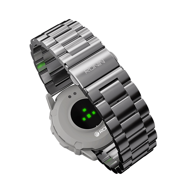 Stylish silver RONiN R-012 LUXE Smart Watch with fitness tracking and SpO2 monitoring, perfect for an active lifestyle.