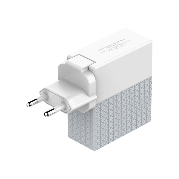 RONiN R-315 65W power adapter, featuring PD technology for rapid charging of multiple devices.